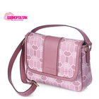 COSMOPOLITAN 時(shí)尚簡(jiǎn)約女包 嘴唇模樣拼接圖案 時(shí)尚個(gè)性 活潑鮮亮